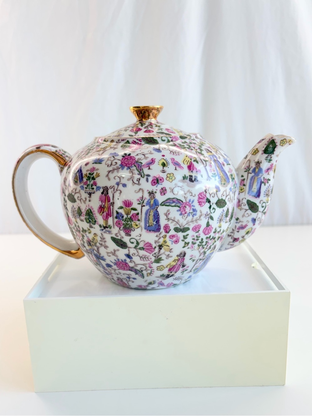 LENWILE ARDALT Hand-Painted Porcelain Bone China Chintz Teapot 1940s-50s Floral